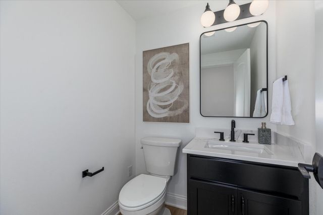 18284 Baxter Place, Clive, IA 50325