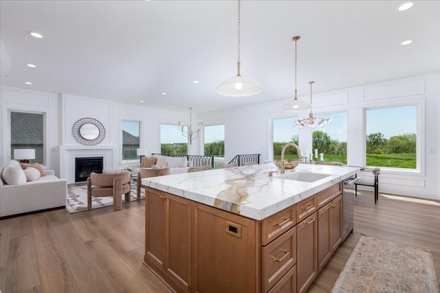 18284 Baxter Place, Clive, IA 50325
