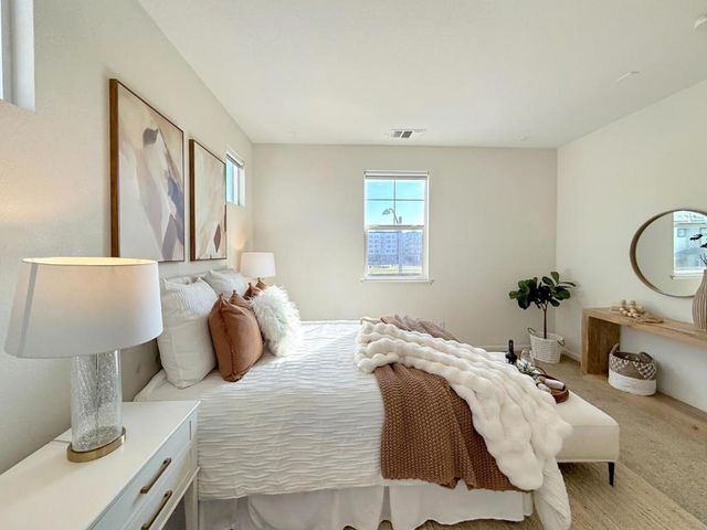 1053 Eagle Way, San Jose, CA 95131