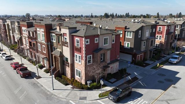 1053 Eagle Way, San Jose, CA 95131