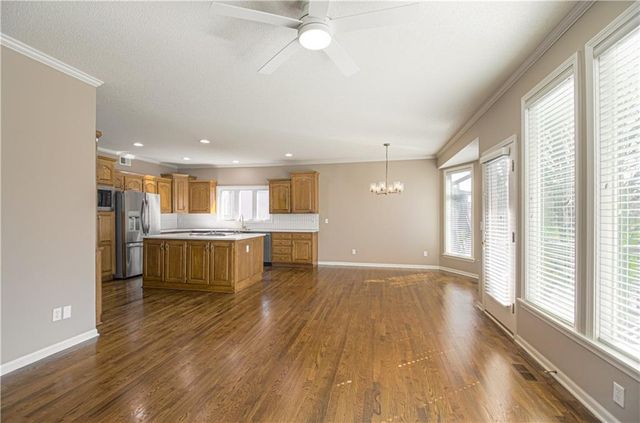 14200 Rosehill Street, Overland Park, KS 66221