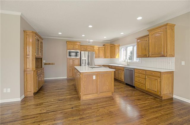 14200 Rosehill Street, Overland Park, KS 66221