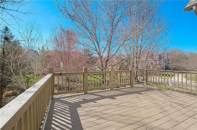 14200 Rosehill Street, Overland Park, KS 66221