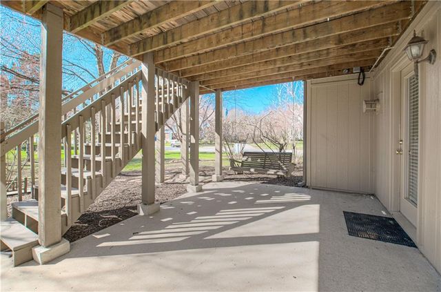 14200 Rosehill Street, Overland Park, KS 66221