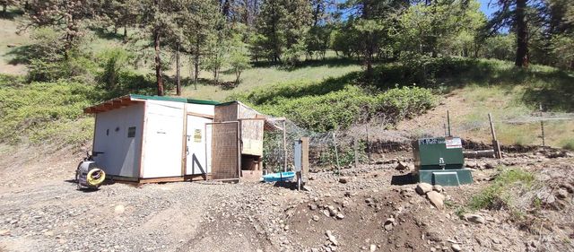 400 Bobcat Drive, Ahsahka, ID 83520