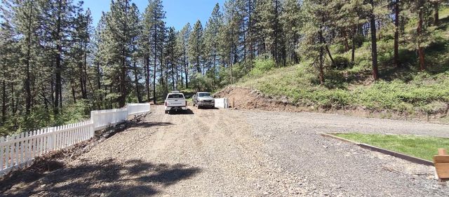 400 Bobcat Drive, Ahsahka, ID 83520