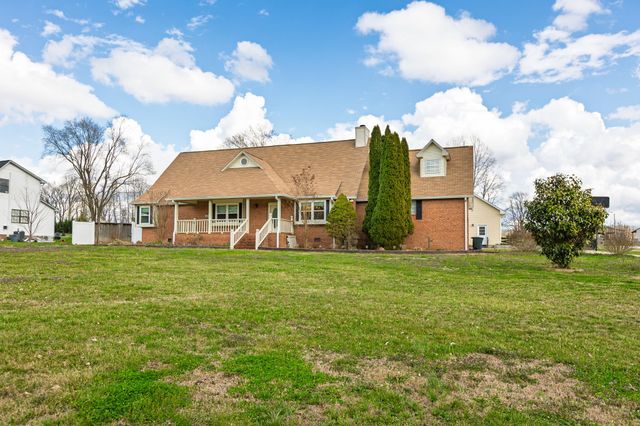 1789 Seavy Hight Rd, Columbia, TN 38401