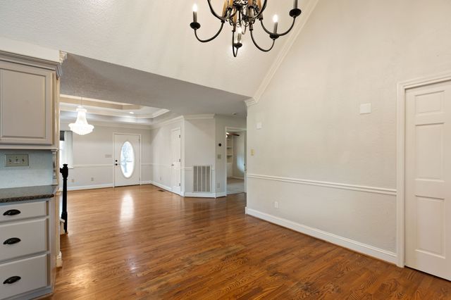 1789 Seavy Hight Rd, Columbia, TN 38401