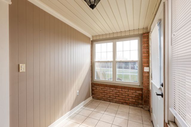 1789 Seavy Hight Rd, Columbia, TN 38401