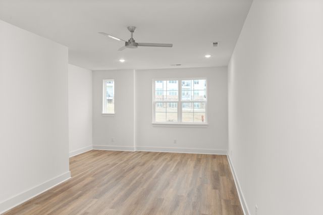 700 N DuPont Ave Apt 111, Madison, TN 37115