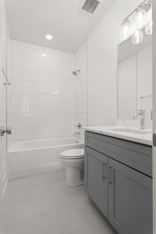 700 N DuPont Ave Apt 111, Madison, TN 37115