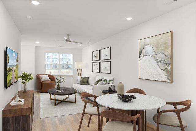 700 N DuPont Ave Apt 111, Madison, TN 37115