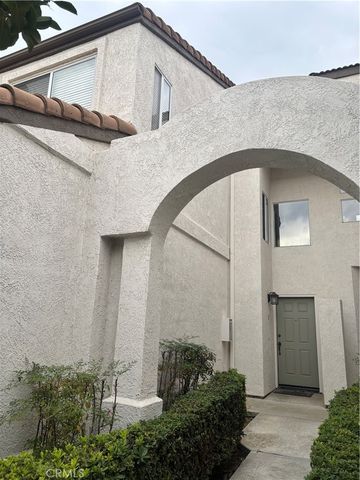 2131 Almeria Street 102, Corona, CA 92879