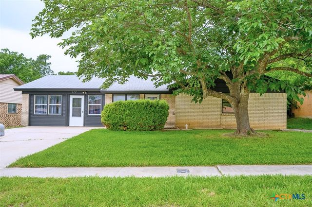 917 Holly Street, Copperas Cove, TX 76522