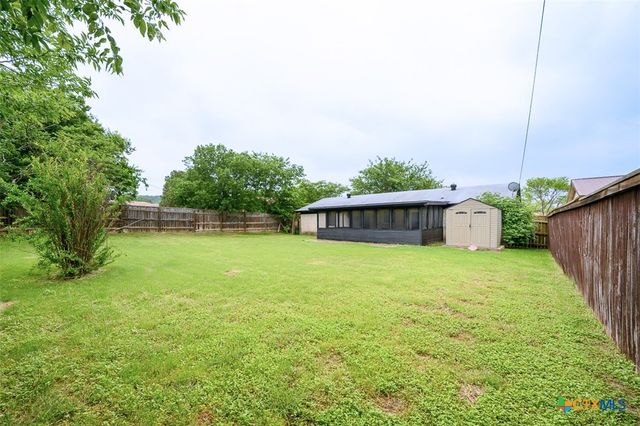 917 Holly Street, Copperas Cove, TX 76522