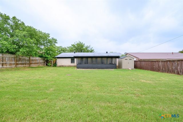917 Holly Street, Copperas Cove, TX 76522