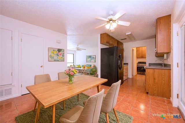 917 Holly Street, Copperas Cove, TX 76522