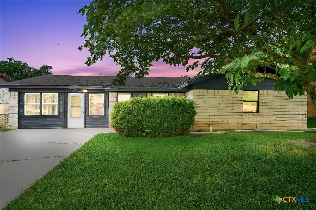 917 Holly Street, Copperas Cove, TX 76522