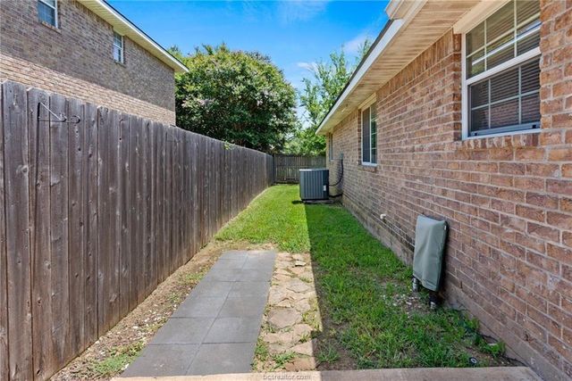 3611 Oldenburg Court, College Station, TX 77845
