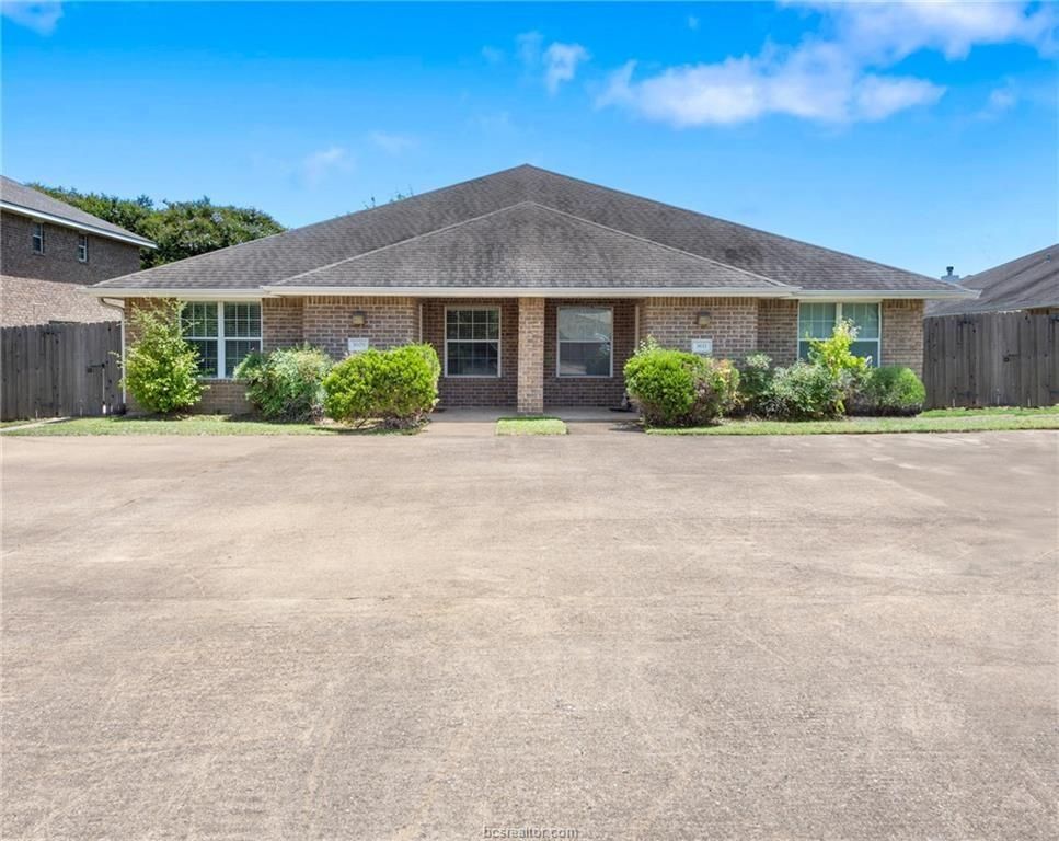 3611 Oldenburg Court, College Station, TX 77845