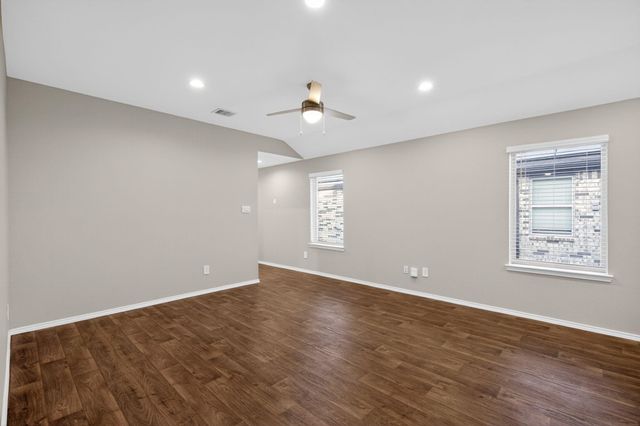 9948 Glenbrook Lane, Magnolia, TX 77354