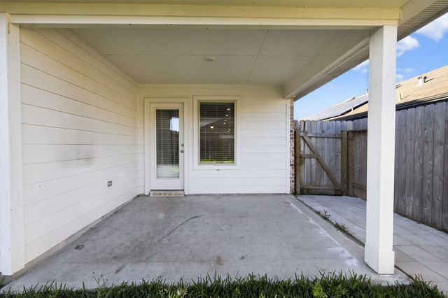 9948 Glenbrook Lane, Magnolia, TX 77354