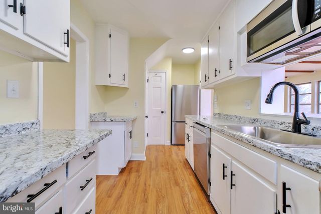 3509 ANNANDALE RD, Annandale, VA 22003