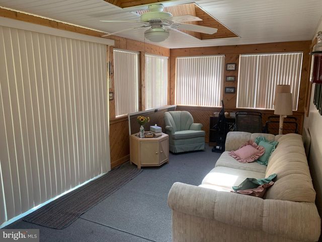 5547 FOX RD, Fort Loudon, PA 17224