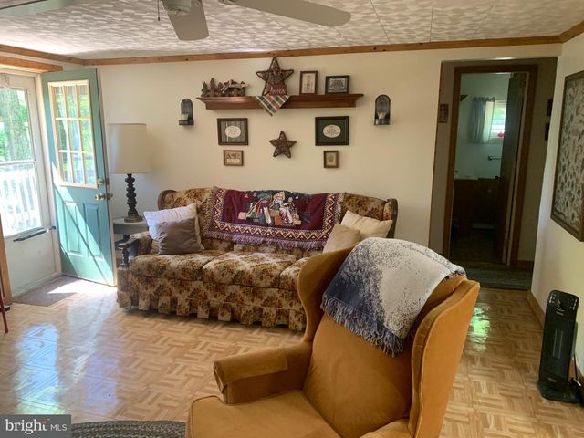 5547 FOX RD, Fort Loudon, PA 17224