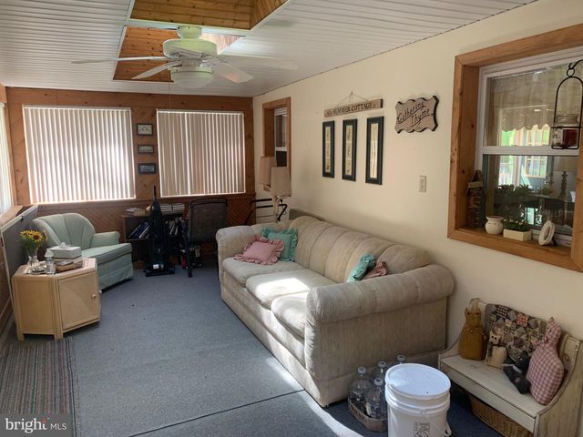 5547 FOX RD, Fort Loudon, PA 17224