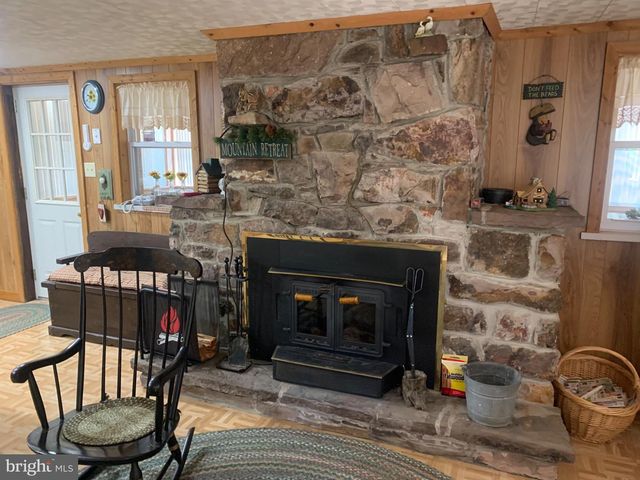 5547 FOX RD, Fort Loudon, PA 17224