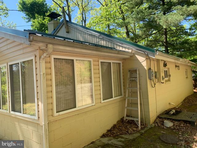 5547 FOX RD, Fort Loudon, PA 17224