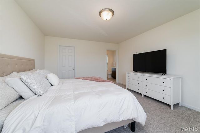 166 Liberty Valley Drive, Foristell, MO 63348