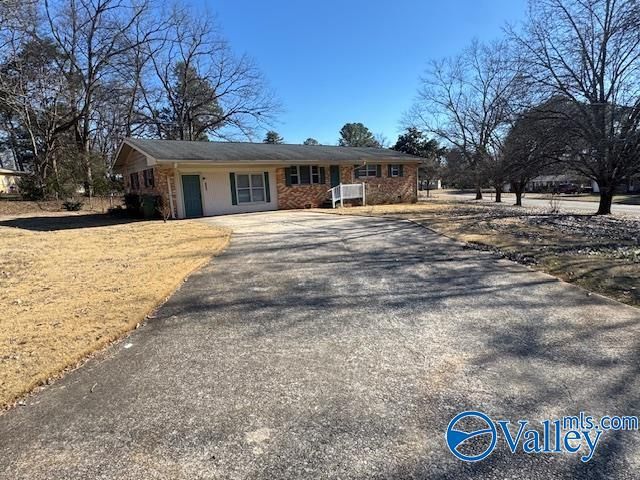 3104 Cumbress Circle NW, Huntsville, AL 35810