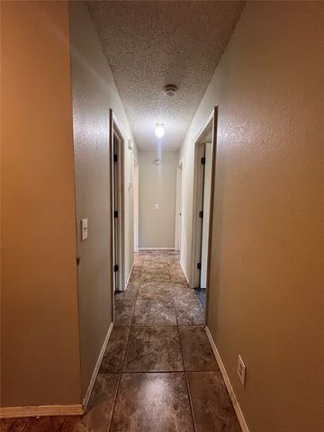 8709 E 133rd Street S, Bixby, OK 74008