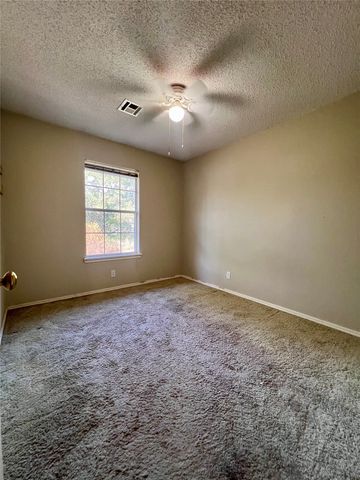 8709 E 133rd Street S, Bixby, OK 74008