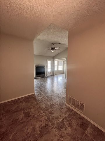8709 E 133rd Street S, Bixby, OK 74008