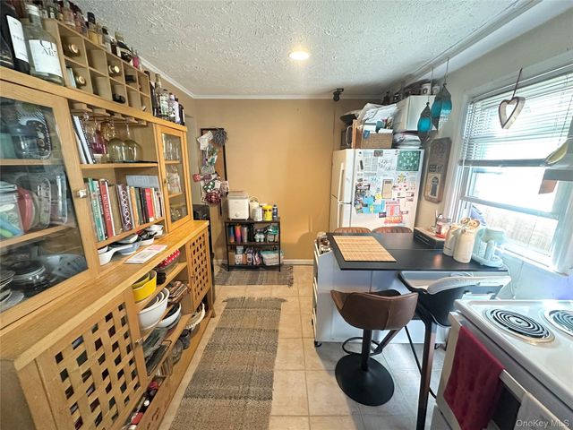 133 Cleveland Avenue 1st Fl, Long Beach, NY 11561