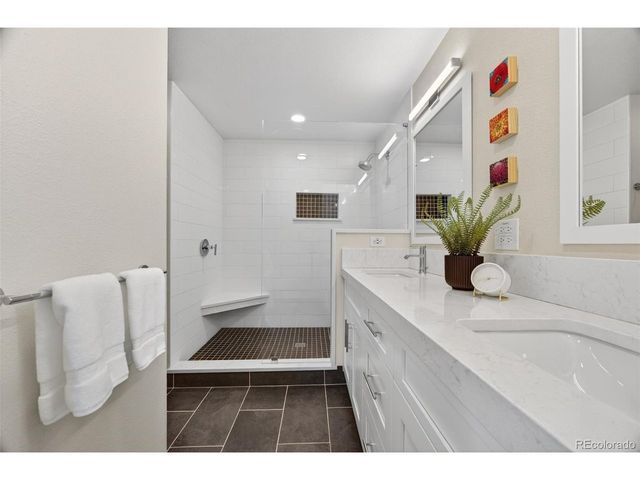 540 S Forest St I, Denver, CO 80246