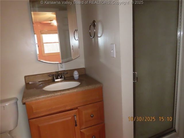 102 Michael Drive, Elkview, WV 25071