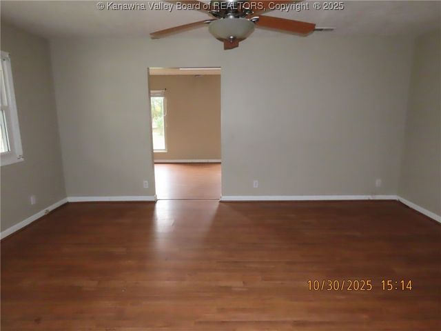 102 Michael Drive, Elkview, WV 25071