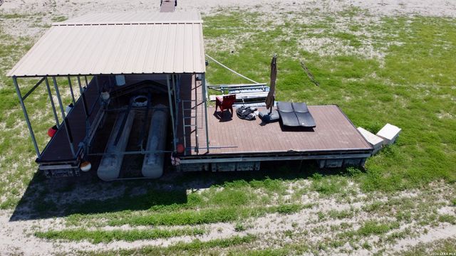 914 Pebble Beach Dr NW, Lakehills, TX 78063