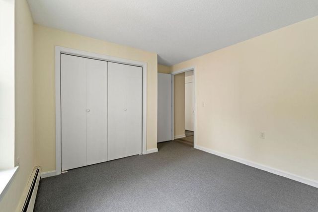 1703 White Cedar Boulevard, Portsmouth, NH 03801