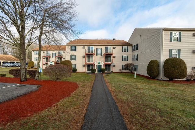 1703 White Cedar Boulevard, Portsmouth, NH 03801