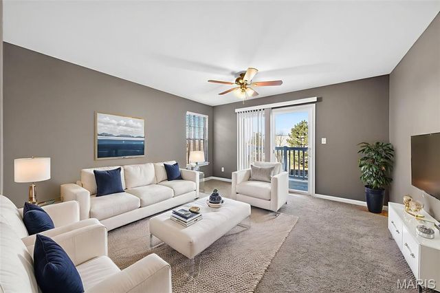 6200 Spring Creek Lane 6000, O'fallon, MO 63368