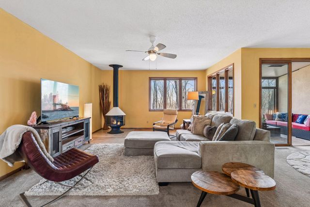 11620 Vista Drive, Hopkins, MN 55343