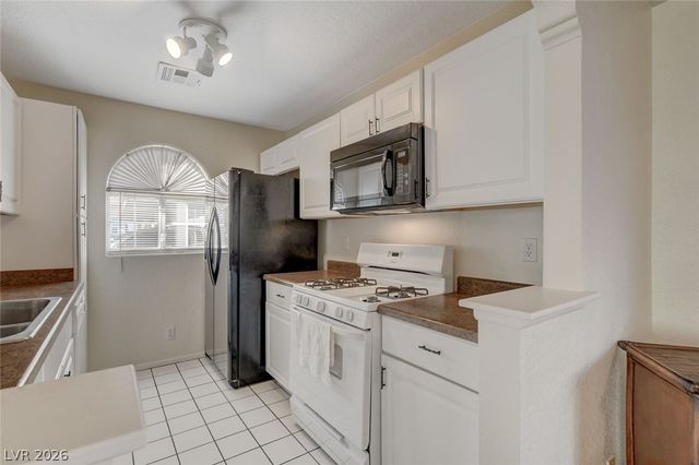 6812 Elm Creek Drive 102, Las Vegas, NV 89108