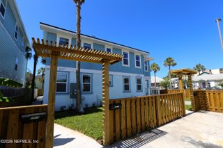 630 2ND Street 1, Jacksonville Beach, FL 32250