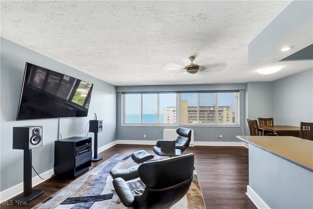 12520 Edgewater Drive 1608, Lakewood, OH 44107