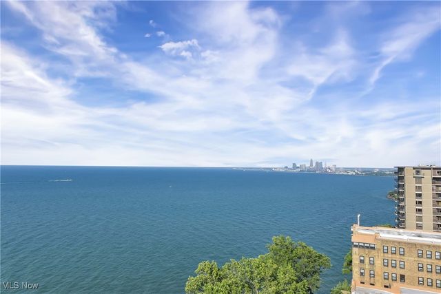 12520 Edgewater Drive 1608, Lakewood, OH 44107